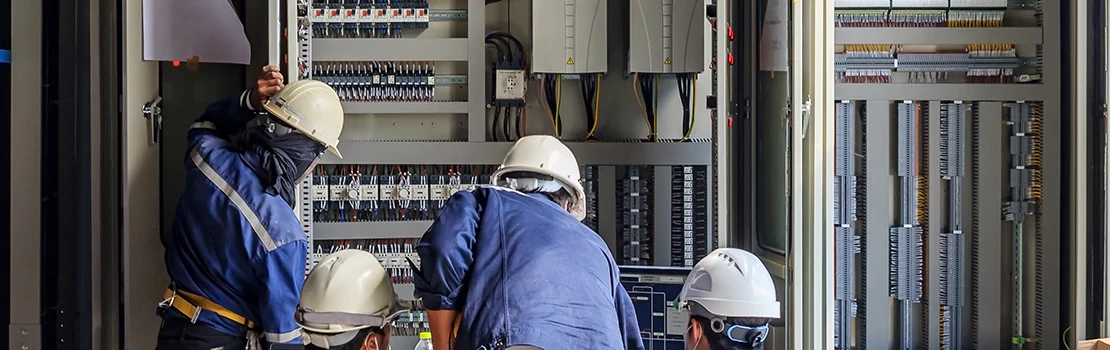 Industrial Electrician Services in Al Aryam, ABD